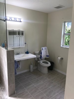 Wheelchair accessible bathroom
